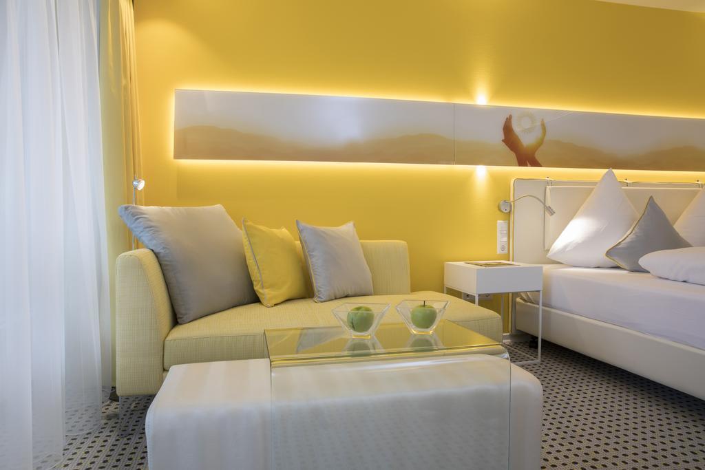 Lautenbach Sonnenhof Hotel & Spa מראה חיצוני תמונה